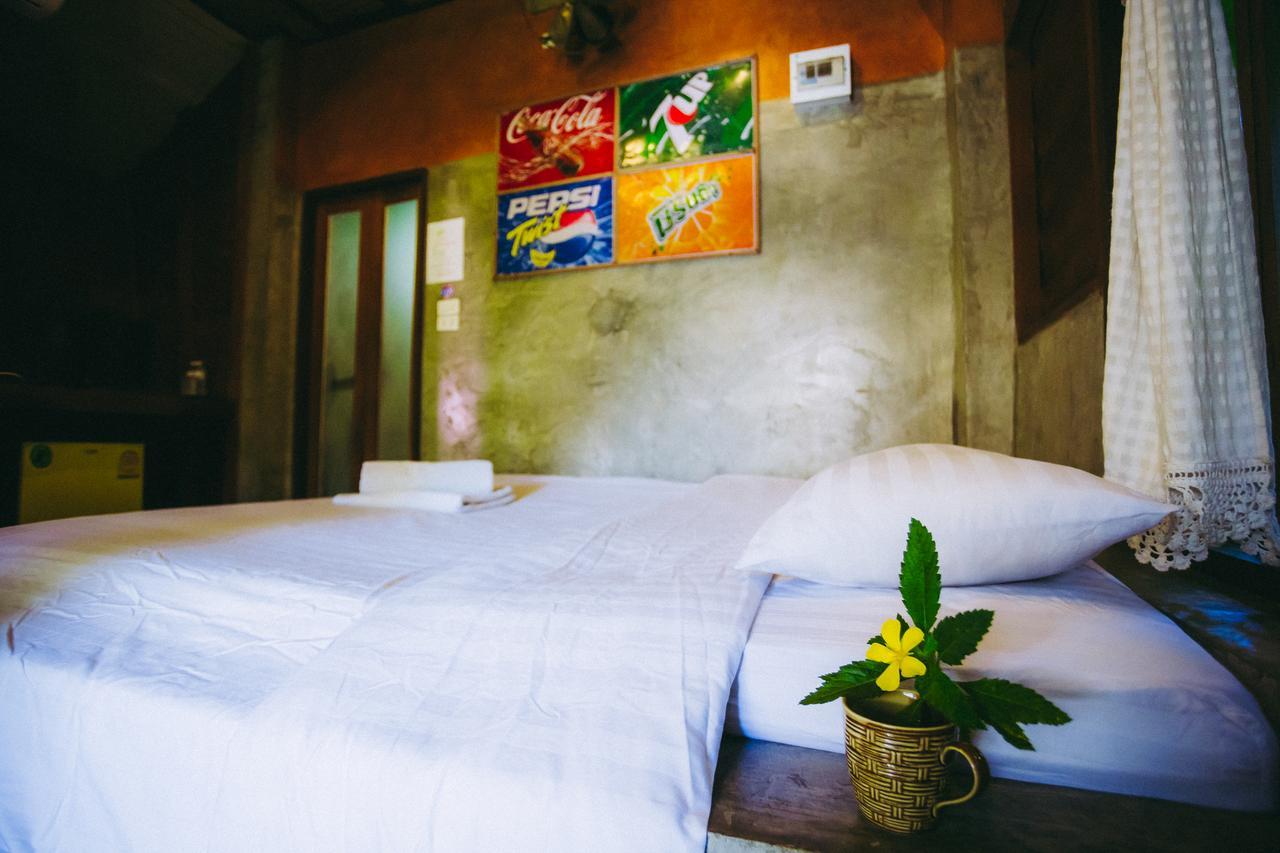 Sawasdeepai River Resort Екстериор снимка