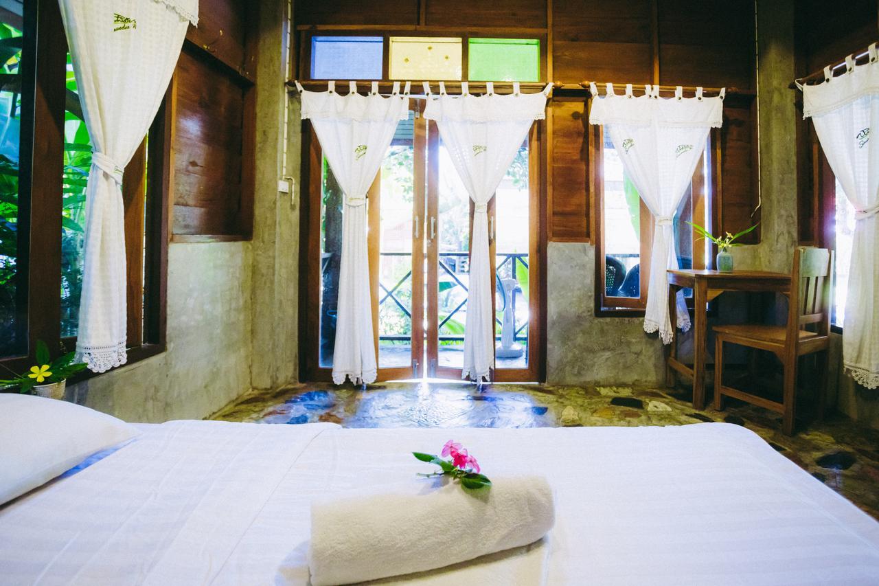 Sawasdeepai River Resort Екстериор снимка