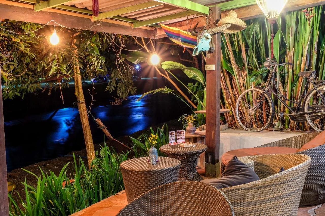 Sawasdeepai River Resort Екстериор снимка